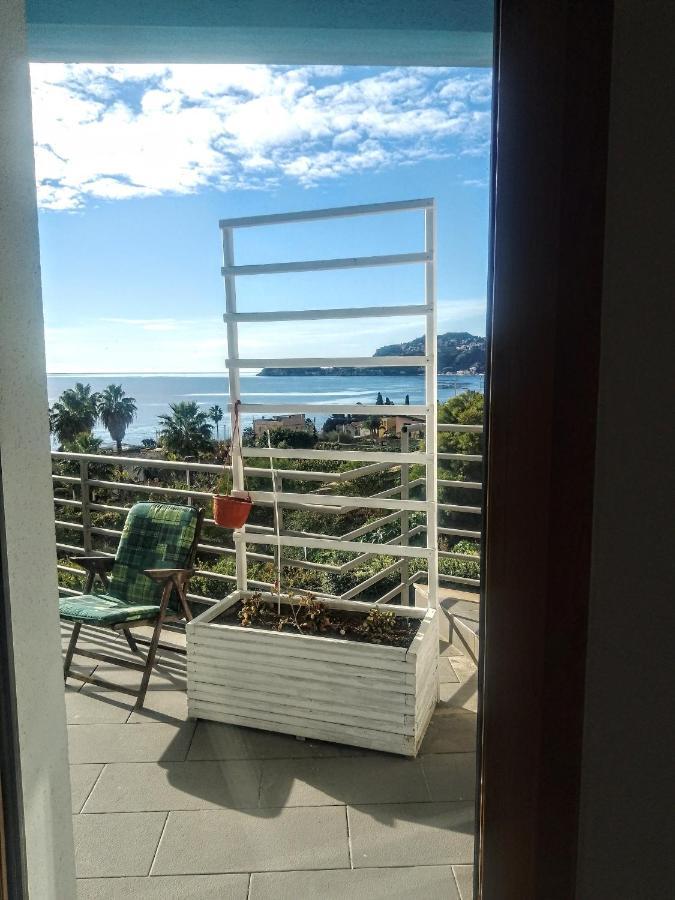 Lube Beach Home Letojanni Eksteriør bilde